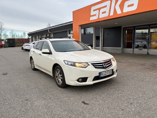Honda Accord vaihtoauto