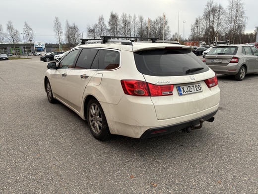 Honda Accord vaihtoauto