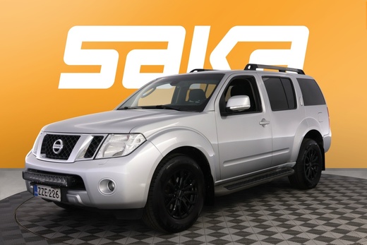 Nissan Pathfinder vaihtoauto