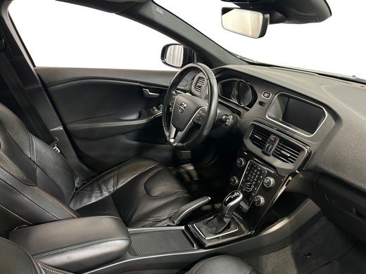 Volvo V40 Cross Country vaihtoauto