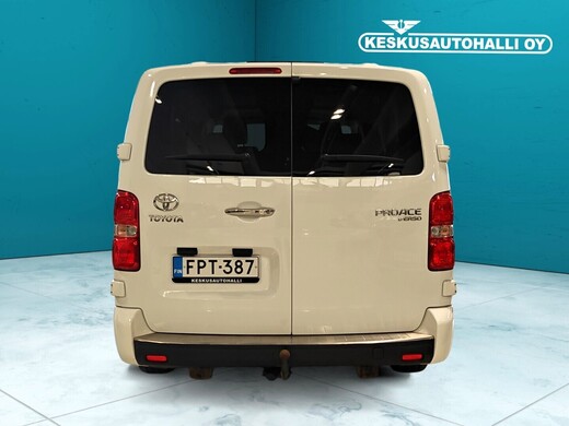 Toyota Proace Verso vaihtoauto
