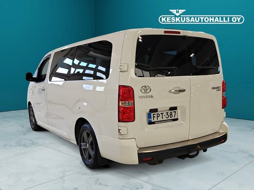 Toyota Proace Verso vaihtoauto