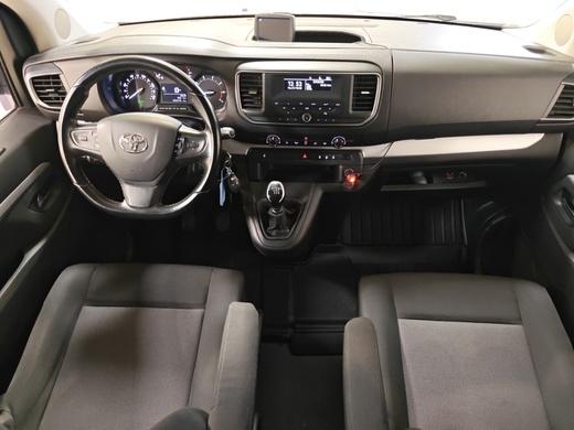 Toyota Proace Verso vaihtoauto
