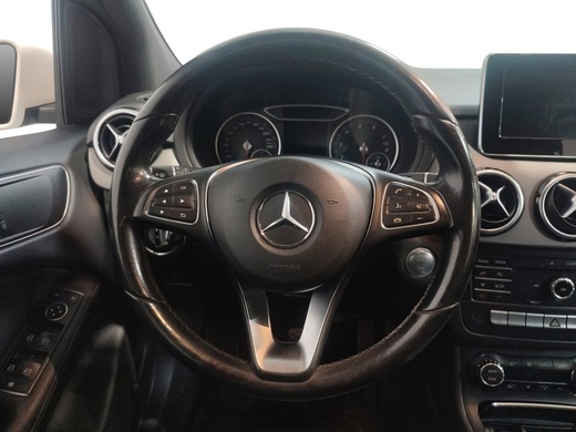 Mercedes-Benz B vaihtoauto