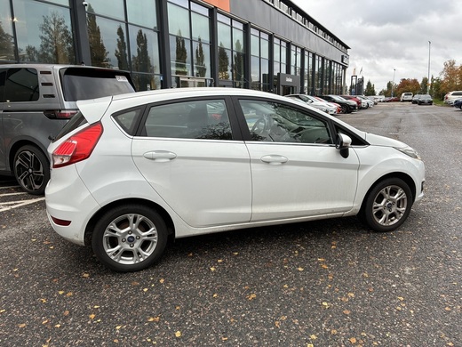 Ford Fiesta vaihtoauto