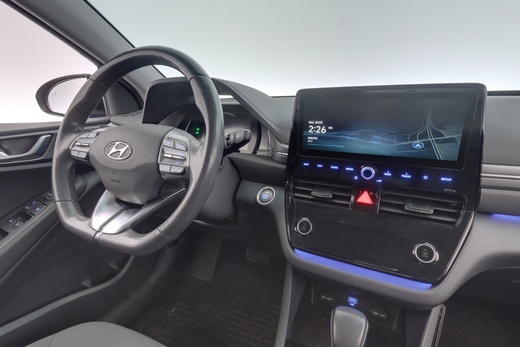 Hyundai IONIQ plug-in vaihtoauto