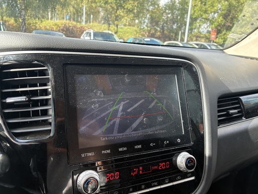 Mitsubishi Outlander PHEV vaihtoauto