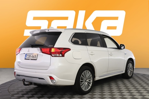Mitsubishi Outlander PHEV vaihtoauto