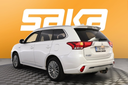 Mitsubishi Outlander PHEV vaihtoauto