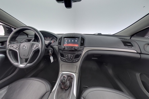 Opel Insignia vaihtoauto