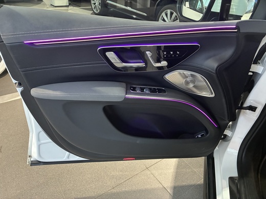 Mercedes-Benz EQS vaihtoauto
