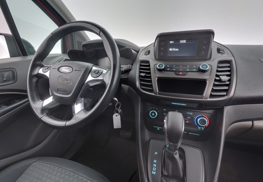 Ford Grand Tourneo Connect vaihtoauto