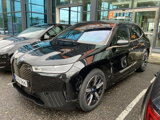 BMW iX vaihtoauto