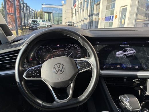 Volkswagen Touareg vaihtoauto