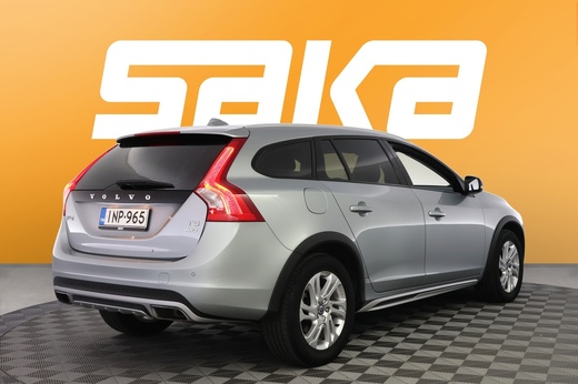 Volvo V60 Cross Country vaihtoauto