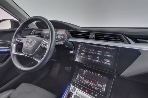 Audi e-tron vaihtoauto