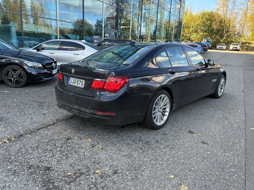 BMW 730 vaihtoauto