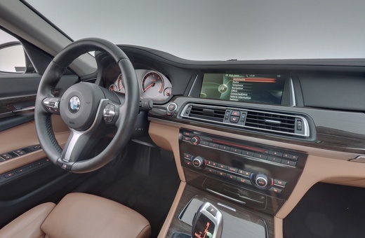 BMW 730 vaihtoauto