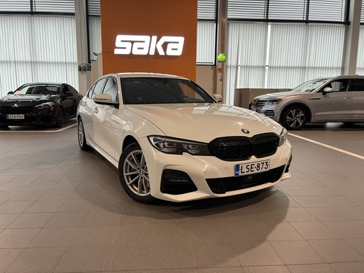 BMW 330 vaihtoauto