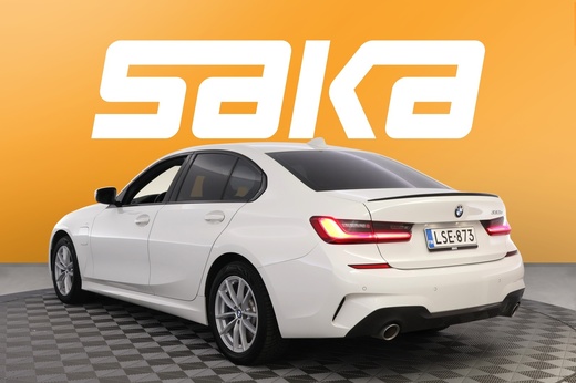 BMW 330 vaihtoauto