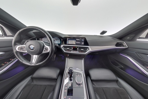 BMW 330 vaihtoauto