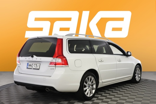 Volvo V70 vaihtoauto