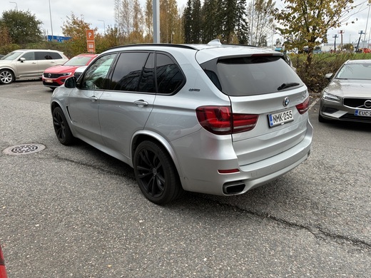 BMW X5 vaihtoauto