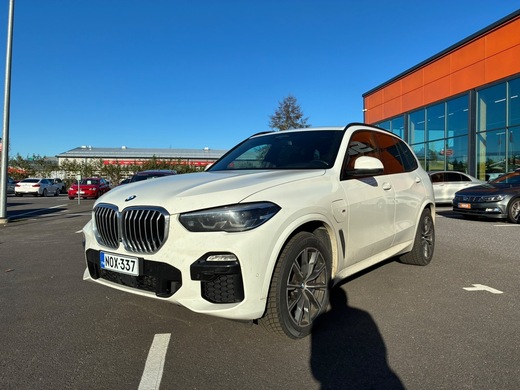 BMW X5 vaihtoauto