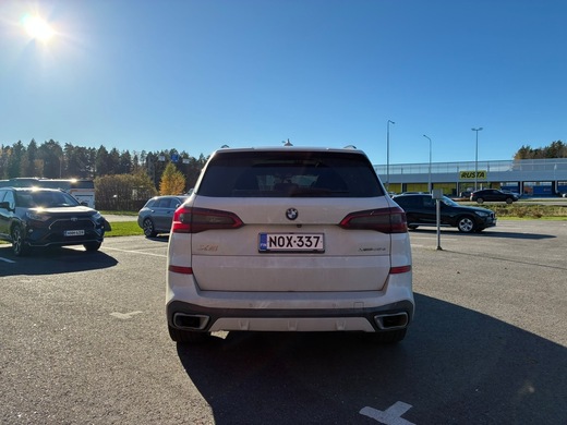 BMW X5 vaihtoauto