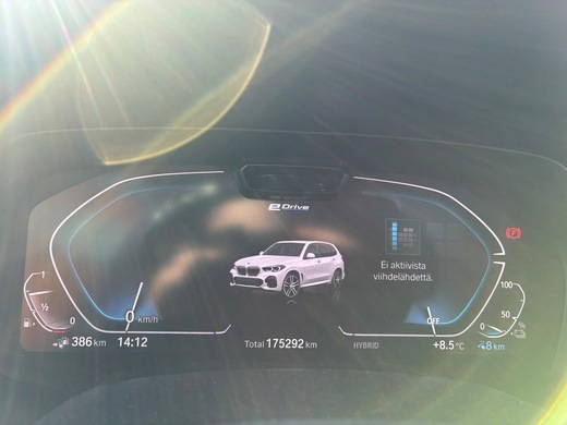 BMW X5 vaihtoauto