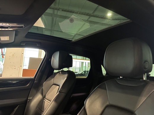 Porsche Cayenne vaihtoauto