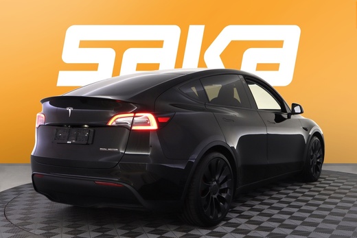 Tesla Model Y vaihtoauto