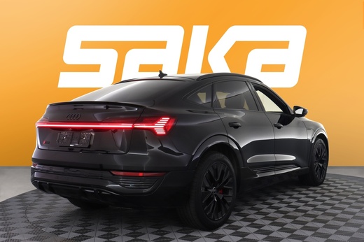Audi Q8 e-tron vaihtoauto