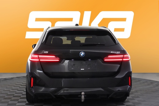 BMW i5 vaihtoauto