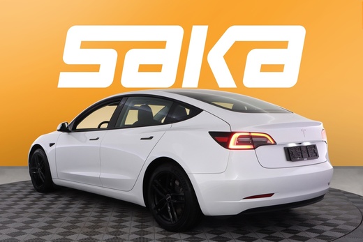 Tesla Model 3 vaihtoauto