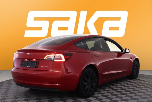 Tesla Model 3 vaihtoauto