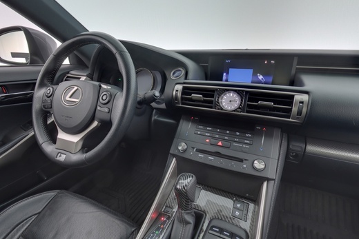 Lexus IS vaihtoauto