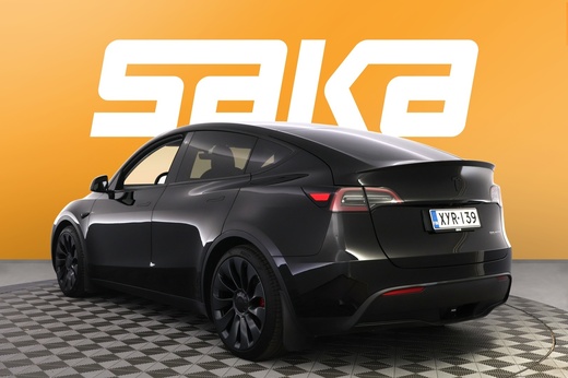 Tesla Model Y vaihtoauto