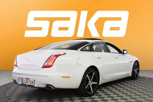Jaguar XJ vaihtoauto