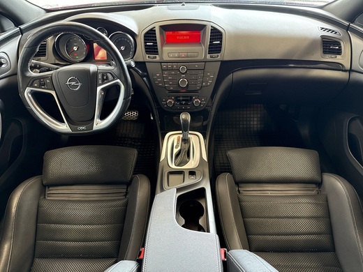 Opel Insignia vaihtoauto