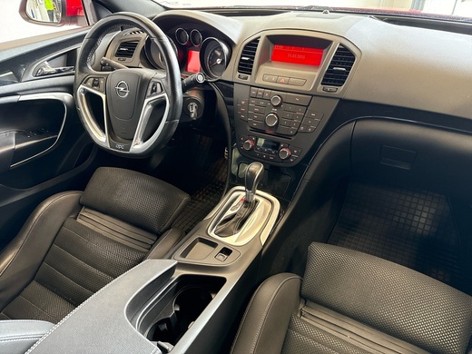 Opel Insignia vaihtoauto