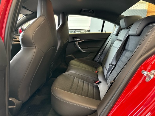 Opel Insignia vaihtoauto