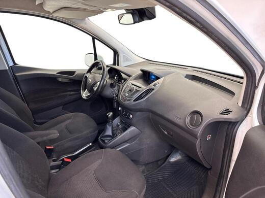 Ford Transit Courier vaihtoauto