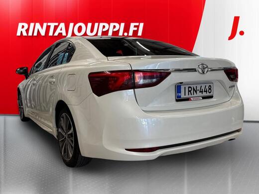 Toyota Avensis vaihtoauto