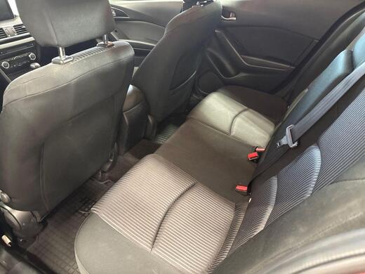 Mazda 3 vaihtoauto