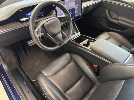 Tesla Model S vaihtoauto