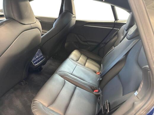 Tesla Model S vaihtoauto