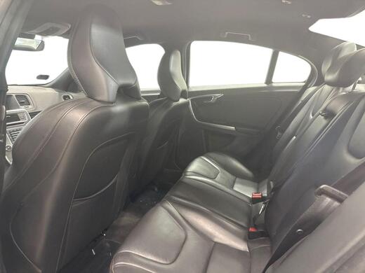 Volvo S60 Cross Country vaihtoauto