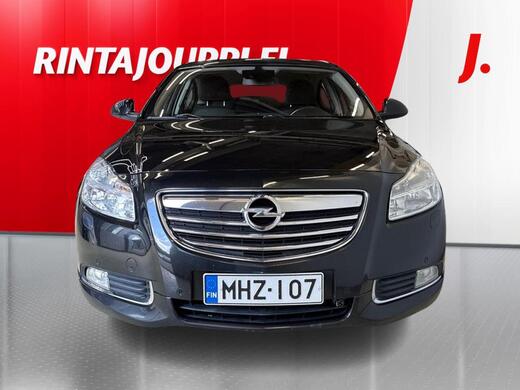 Opel Insignia vaihtoauto