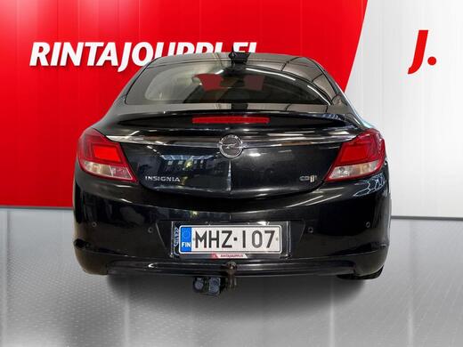 Opel Insignia vaihtoauto
